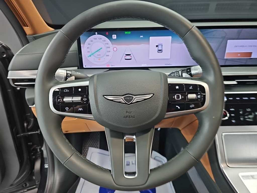 Genesis GV80 - Vista 11