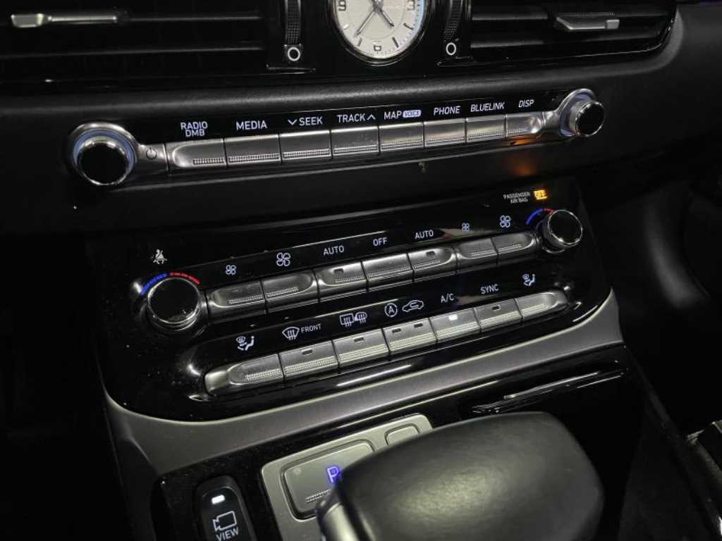 Genesis EQ900 - Vista 12