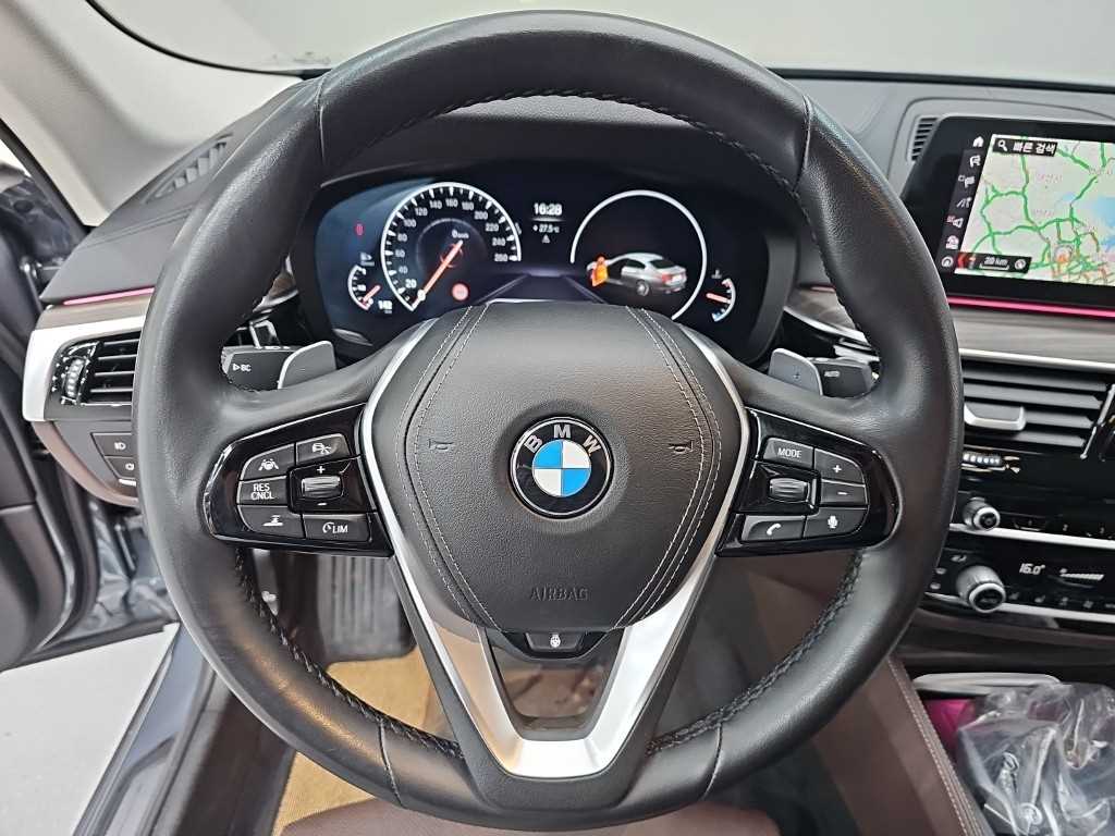 BMW 5 Series - Vista 11