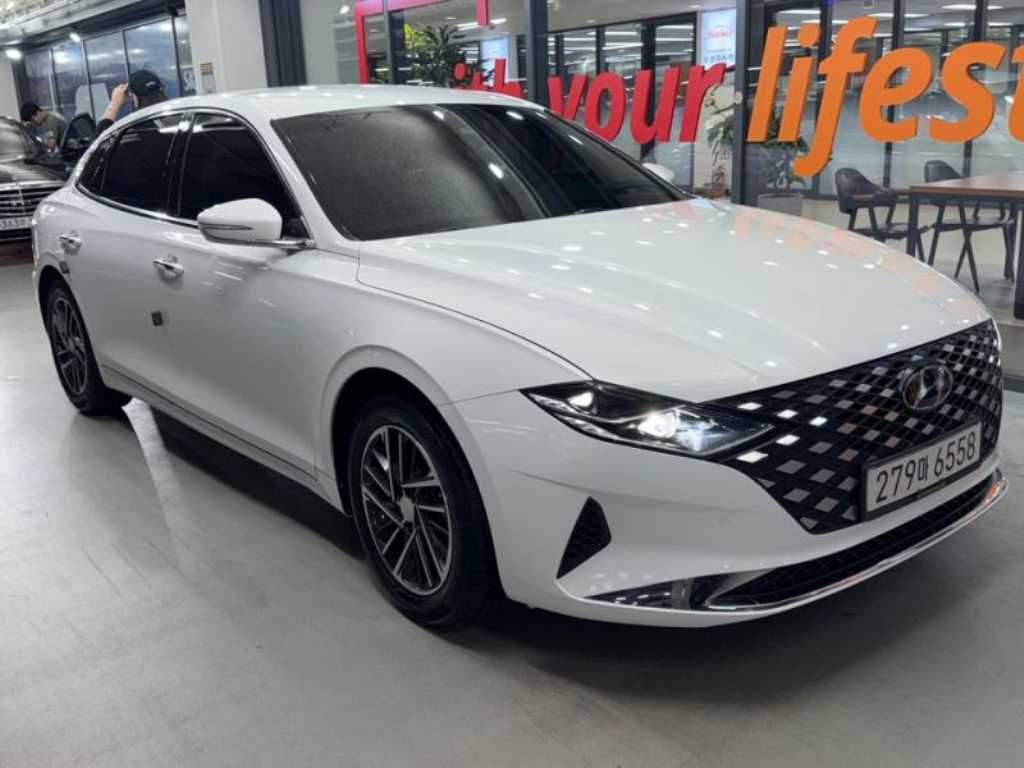 HYUNDAI Grandeur - Vista 2