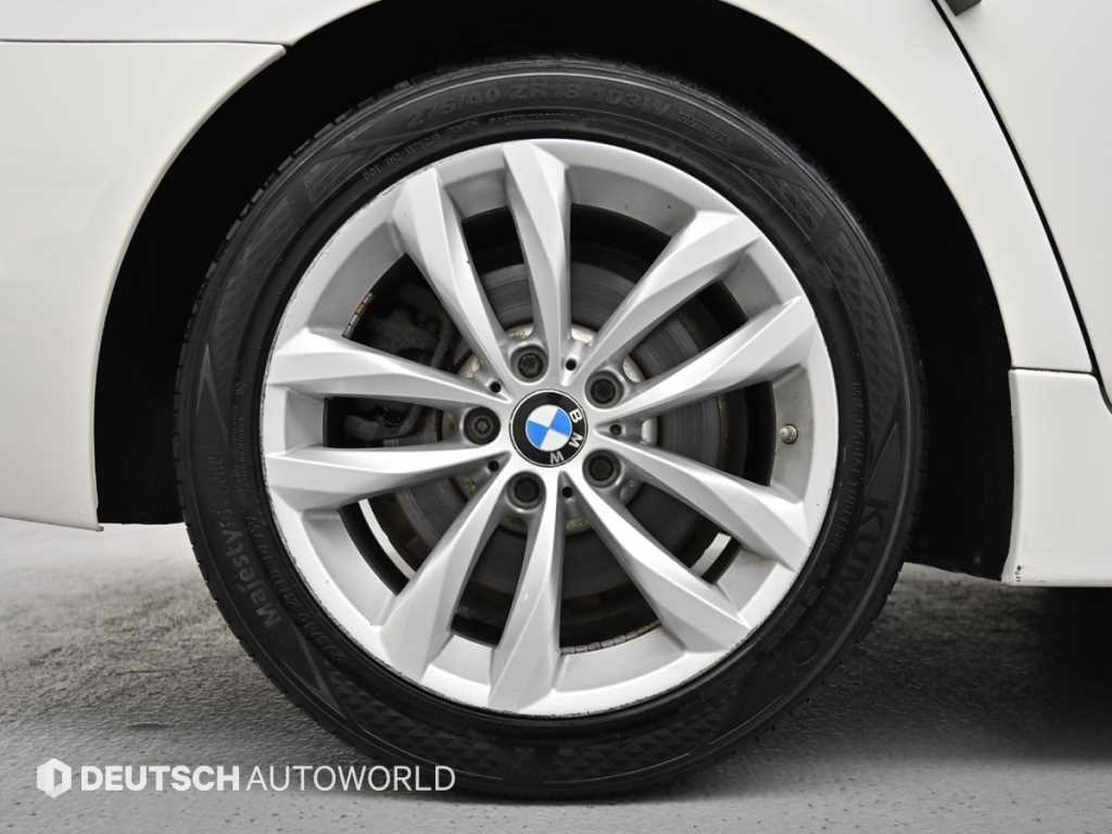 BMW 5 Series - Vista 8