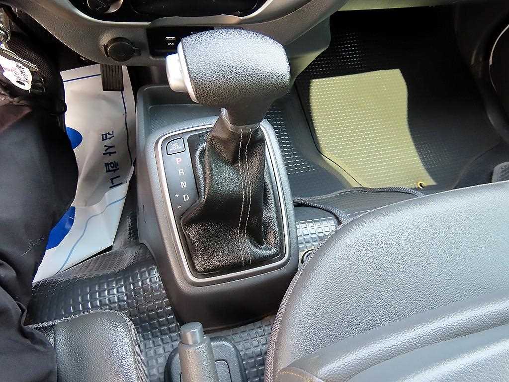 Small Truck Normal Box(High Deck) 2024 Blanco - Importación desde Corea - HF Imports Iquique - Foto 13