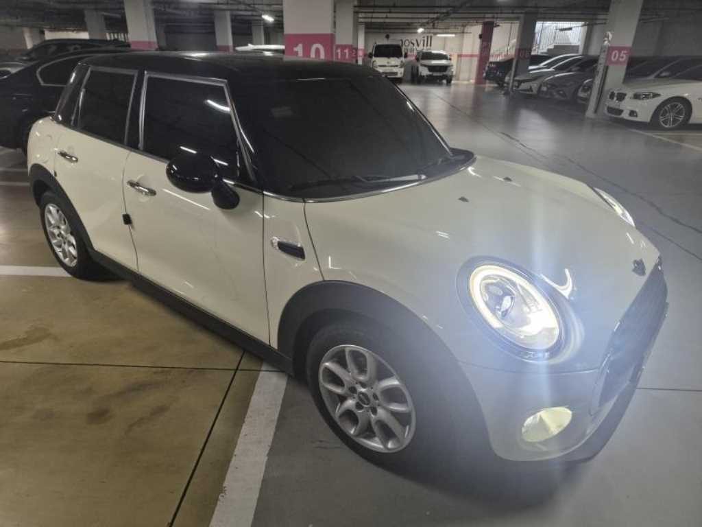 Mini Cooper - Vista 8