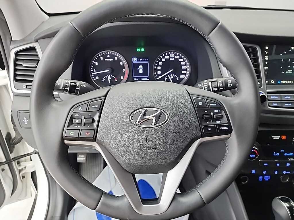 HYUNDAI Tucson - Vista 11