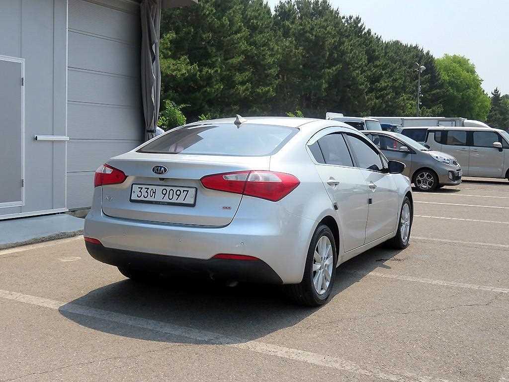 KIA K3 - Vista 6
