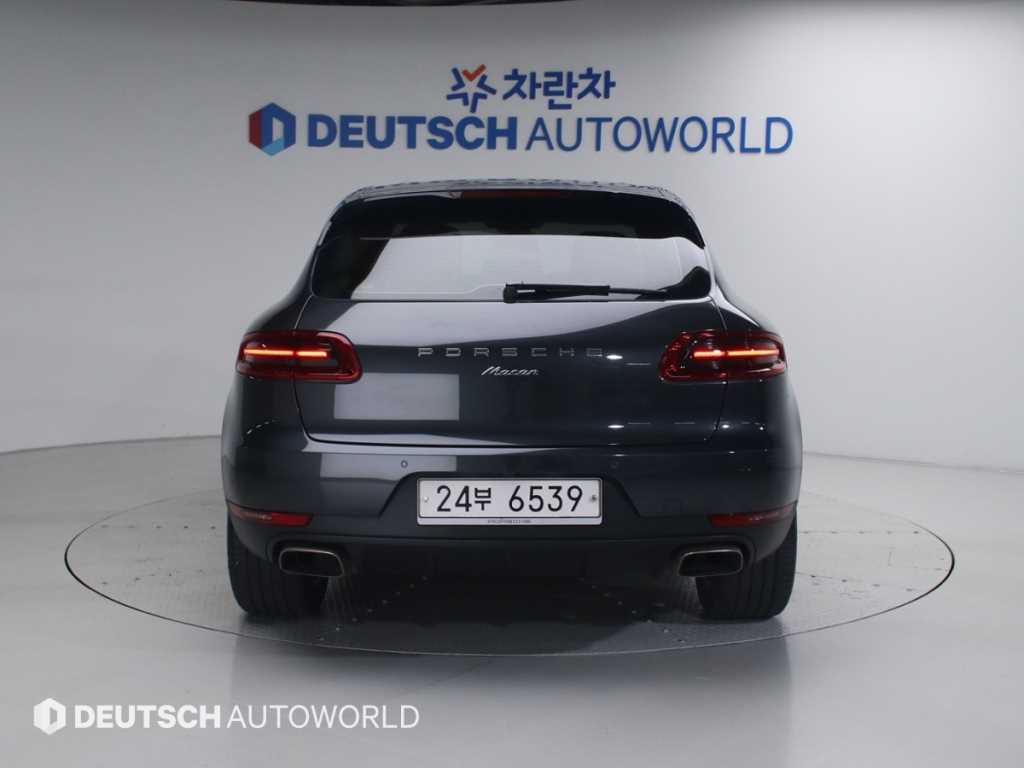 Porsche Macan - Vista 6