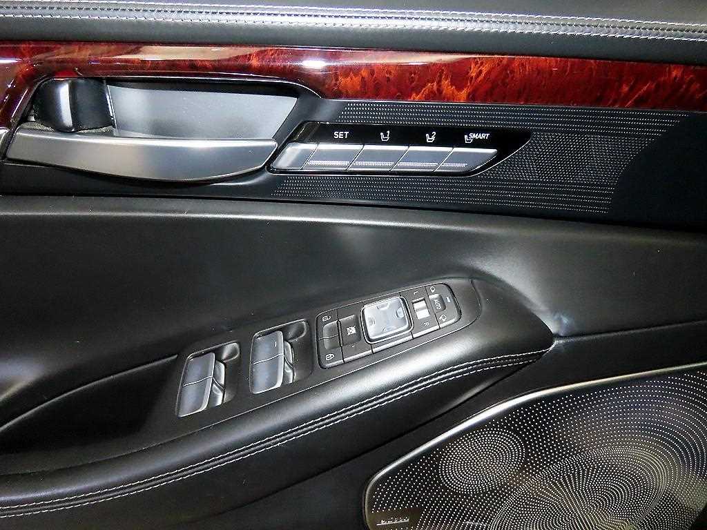 Genesis EQ900 2018 Gris - Importación desde Corea - HF Imports Iquique - Foto 15