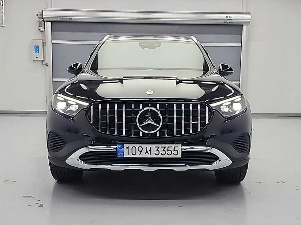 Mercedes Benz GLC Class - Vista 2