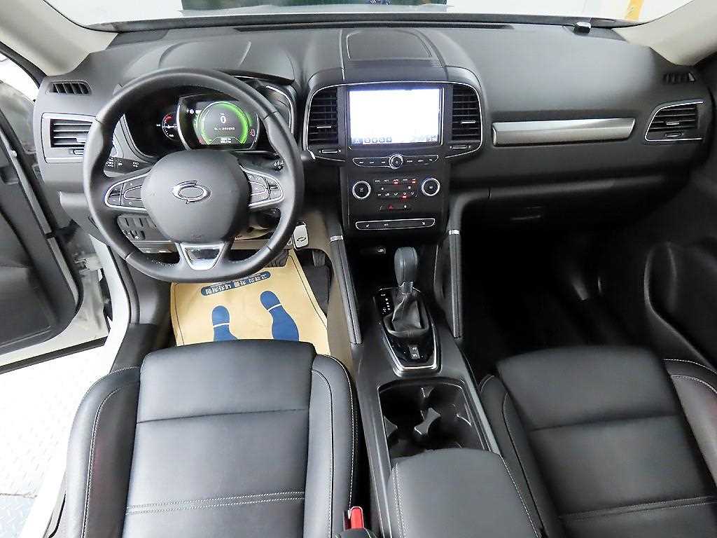 SAMSUNG QM6 - Vista 9