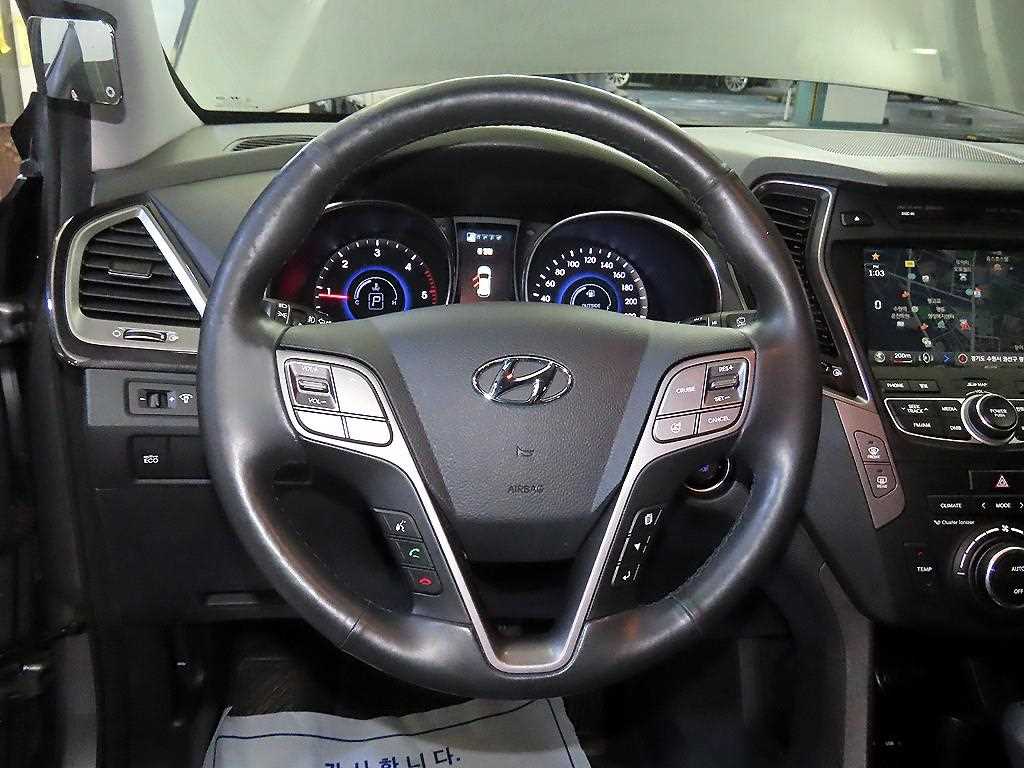 HYUNDAI Santa Fe - Vista 10