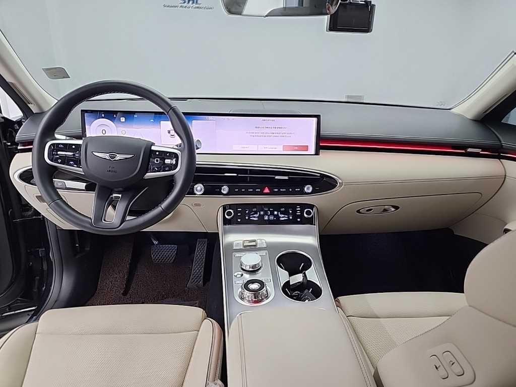 Genesis GV70 - Vista 9