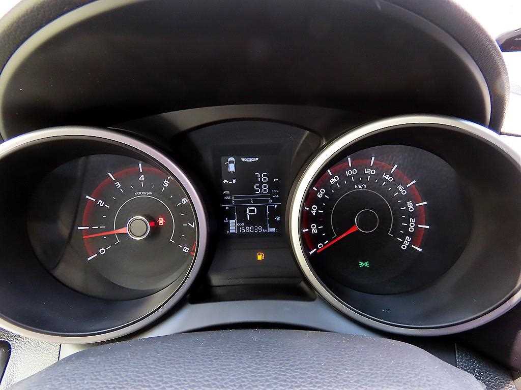 Ssangyong Tivoli - Vista 11