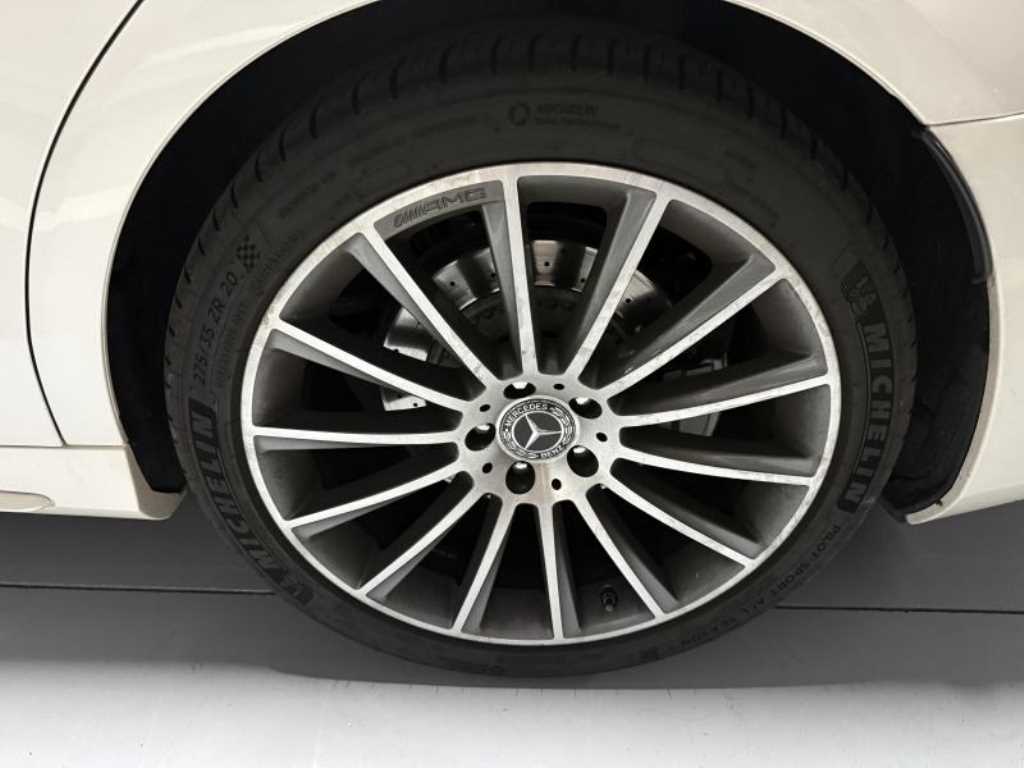 Mercedes Benz S Class - Vista 12