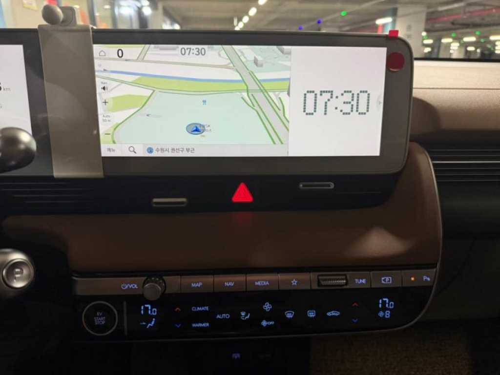 HYUNDAI Ioniq 5 - Vista 12