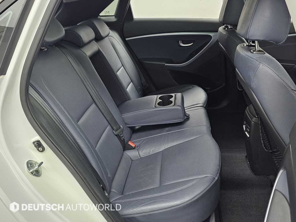 HYUNDAI i30 2012 Blanco - Importación desde Corea - HF Imports Iquique - Foto 14