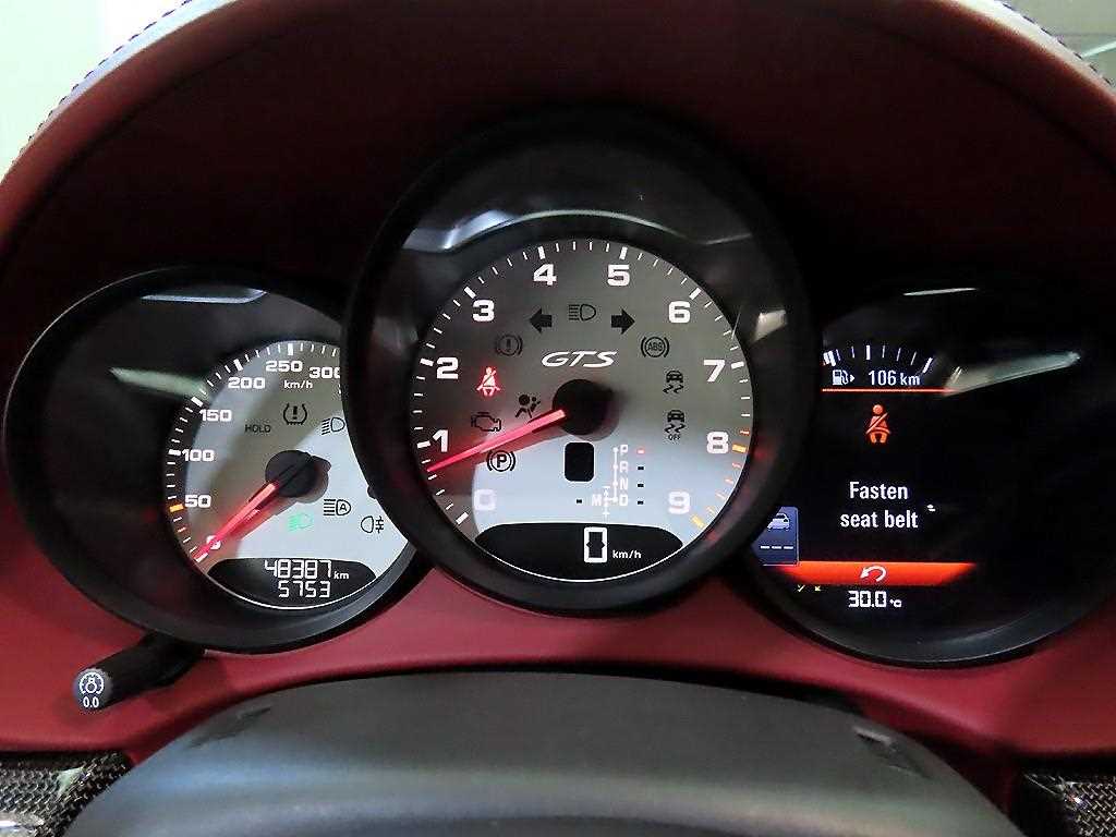 Porsche 718 2021 Rojo - Importación desde Corea - HF Imports Iquique - Foto 15