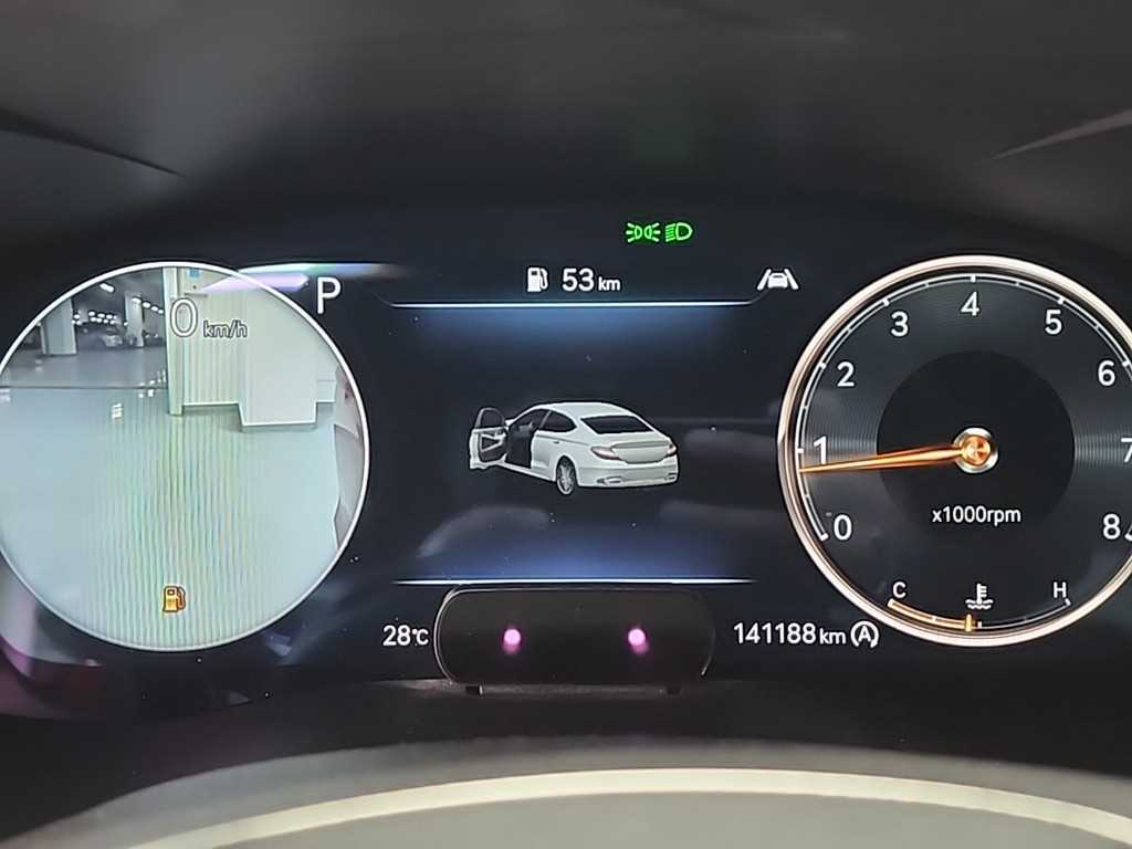 Genesis G70 - Vista 8