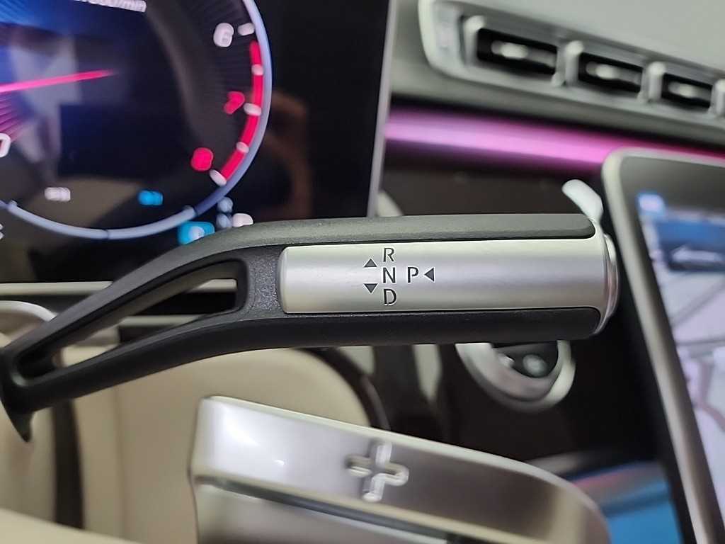 Mercedes Benz S Class - Vista 10
