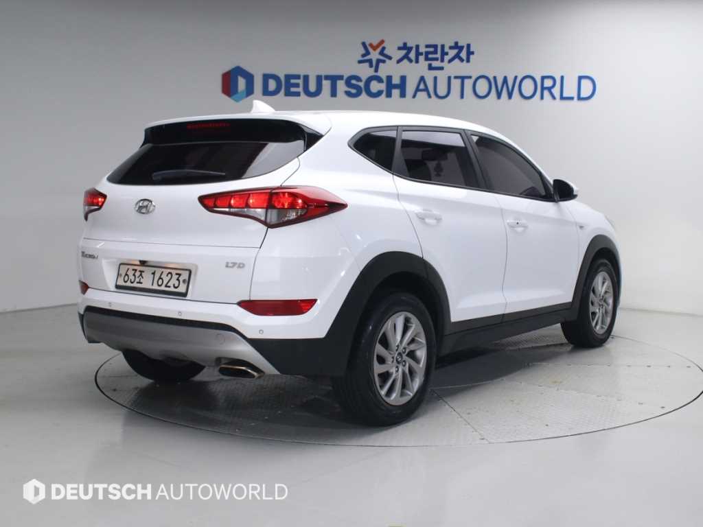 HYUNDAI Tucson - Vista 2