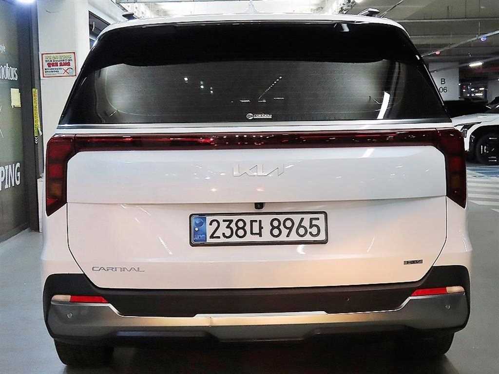 KIA Carnival - Vista 7