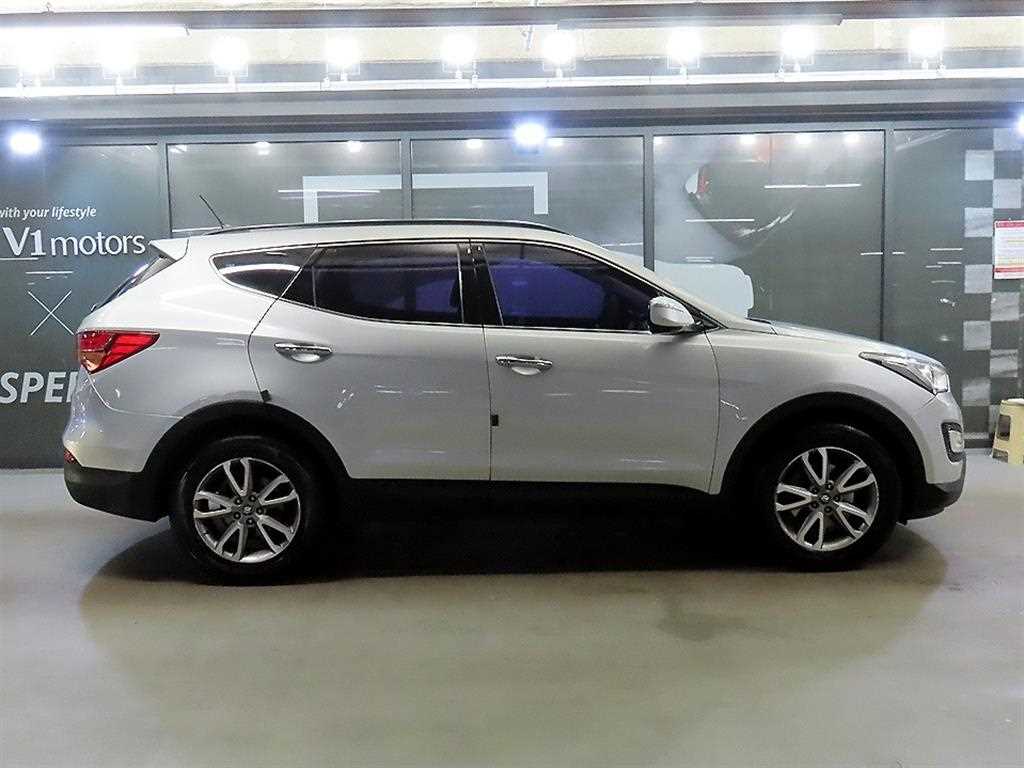HYUNDAI Santa Fe - Vista 3