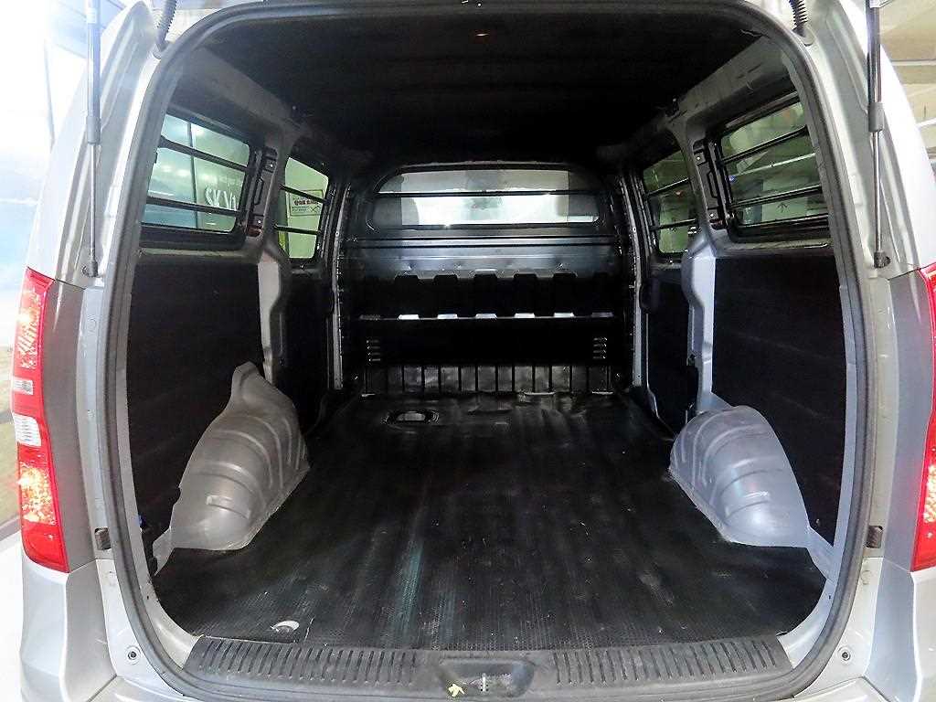 HYUNDAI Starex 2021 Gris - Importación desde Corea - HF Imports Iquique - Foto 18