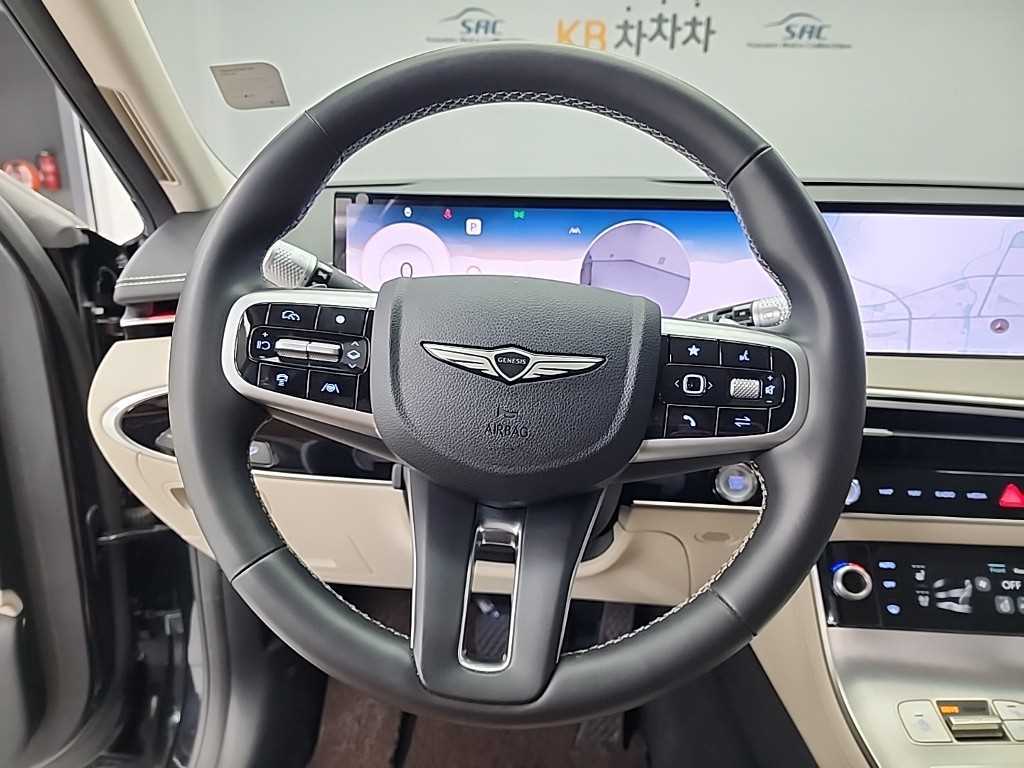 Genesis GV70 - Vista 11