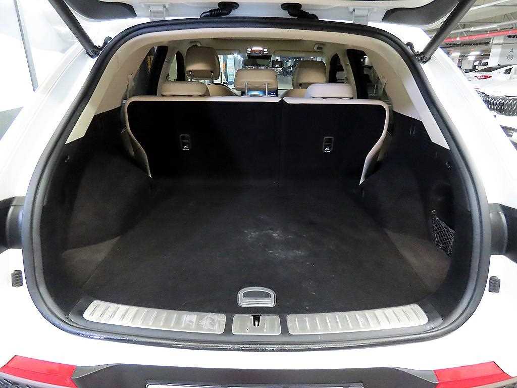 Genesis GV70 2021 Blanco - Importación desde Corea - HF Imports Iquique - Foto 18