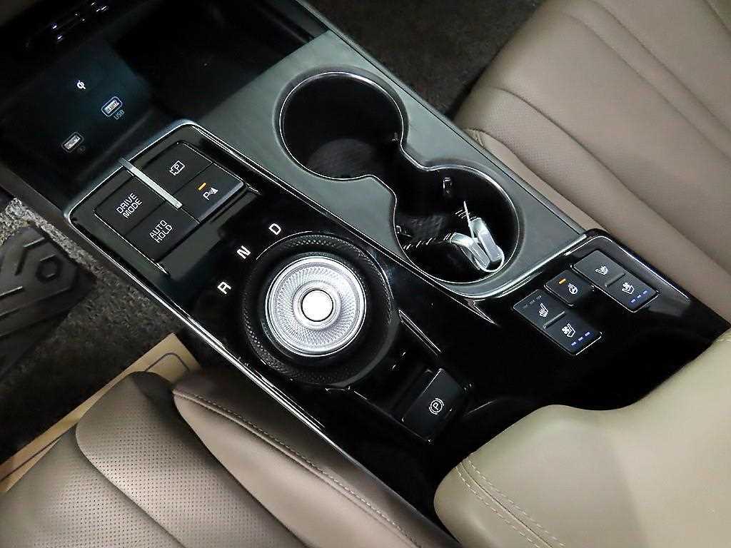 KIA K8 - Vista 12