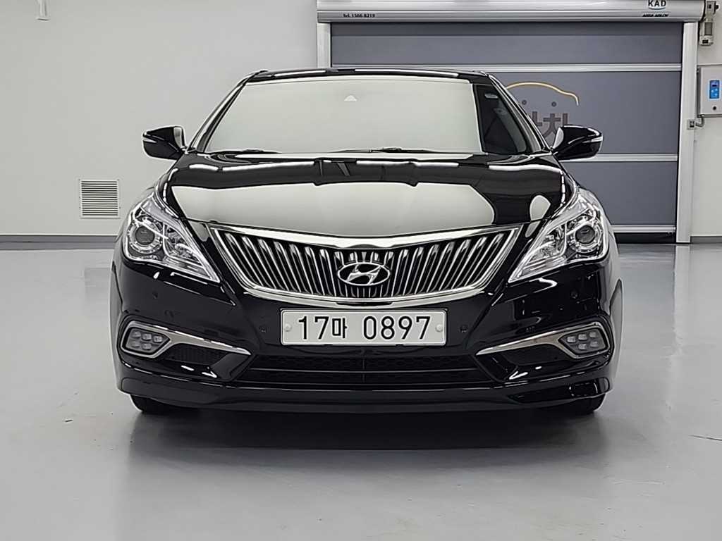 HYUNDAI Grandeur - Vista 2