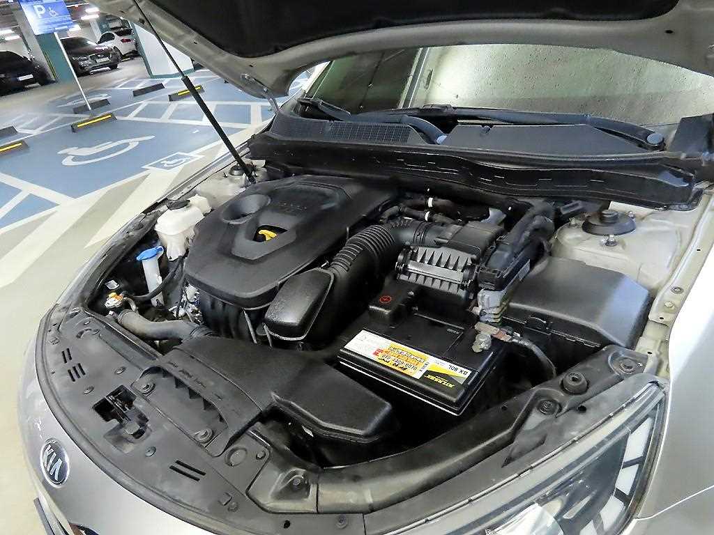 KIA K5 2012 Plateado - Importación desde Corea - HF Imports Iquique - Foto 20