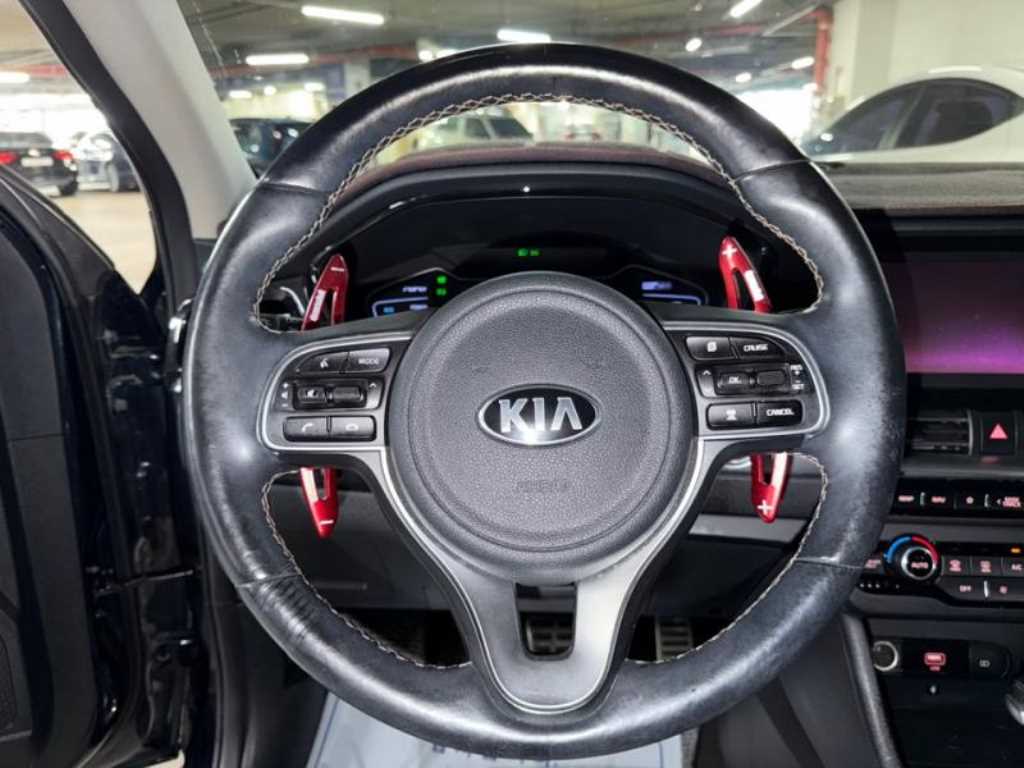 KIA Niro - Vista 10