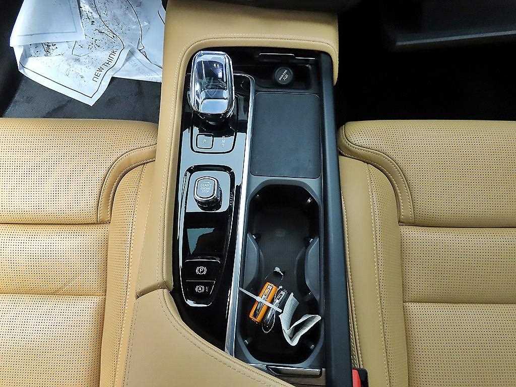 Volvo S90 - Vista 12