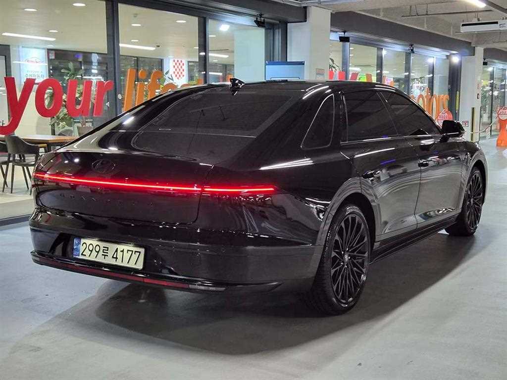 HYUNDAI Grandeur - Vista 6