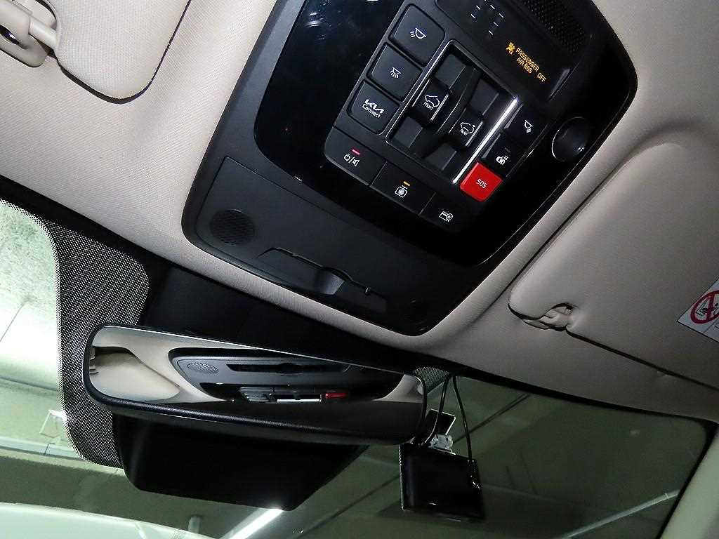 KIA Carnival 2022 the color of pearl - Importación desde Corea - HF Imports Iquique - Foto 18