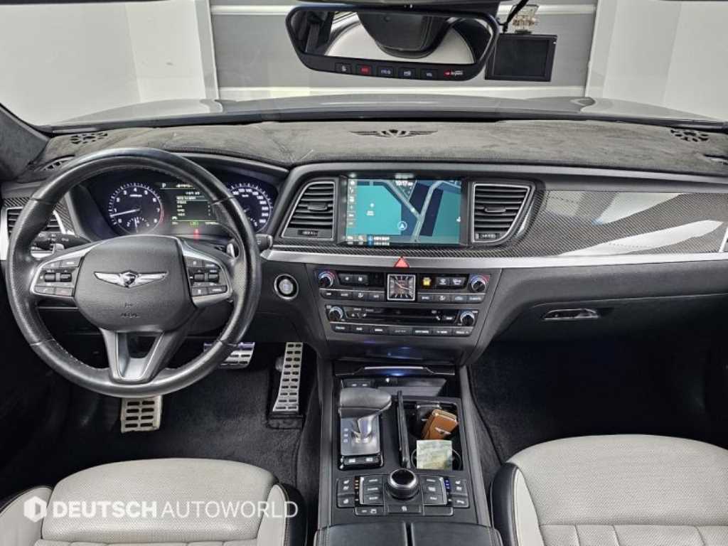 Genesis G80 - Vista 9