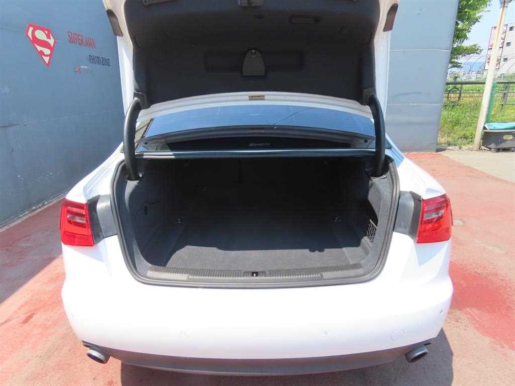 Audi A6 - Vista 7