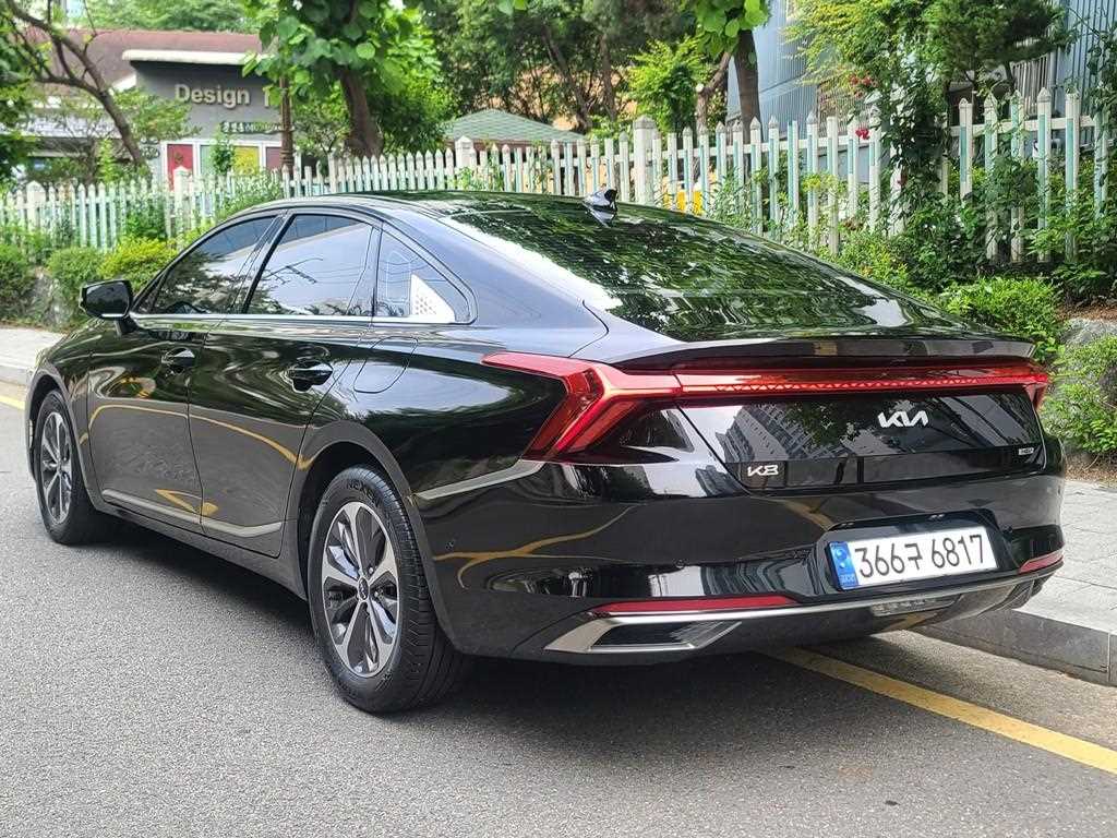 KIA K8 - Vista 8