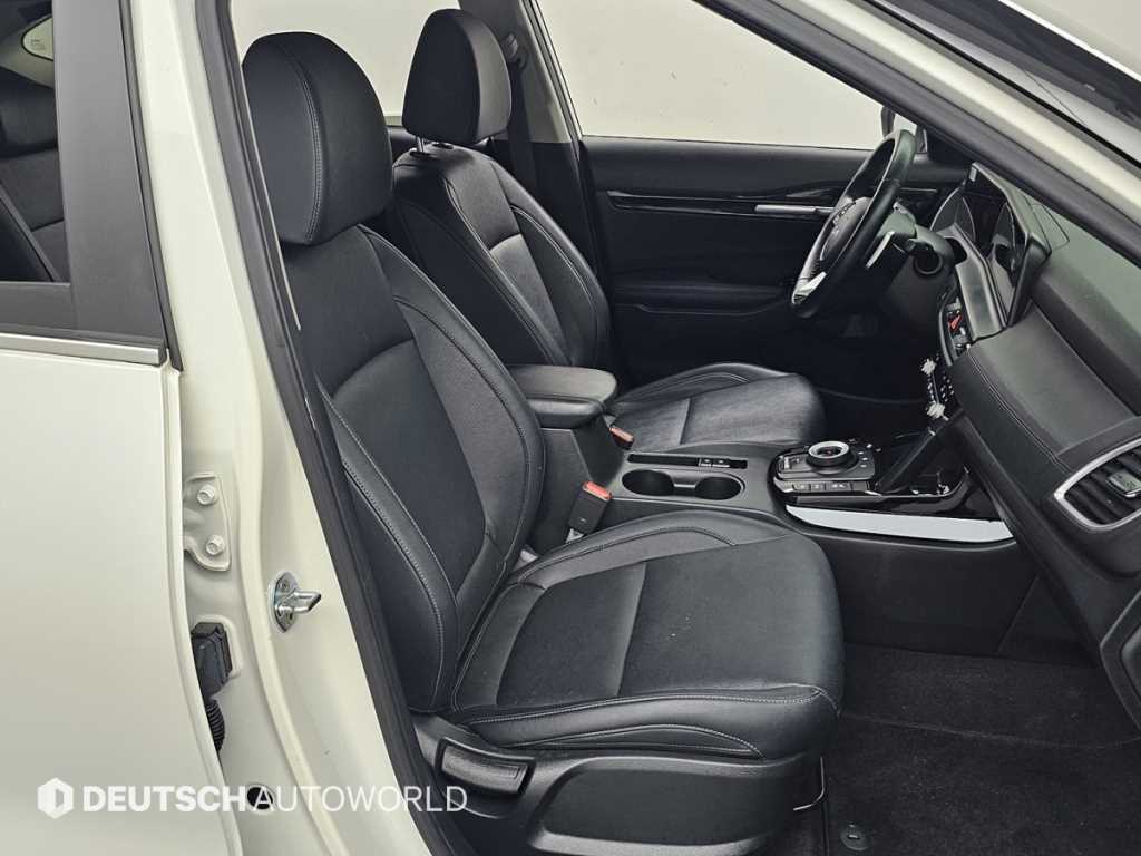 KIA Seltos - Vista 12