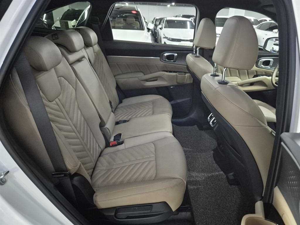 KIA Sorento - Vista 11
