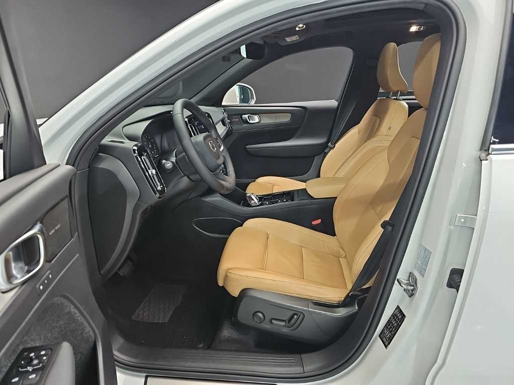 Volvo XC40 2021 - Importación desde Corea - HF Imports Iquique - Foto 13