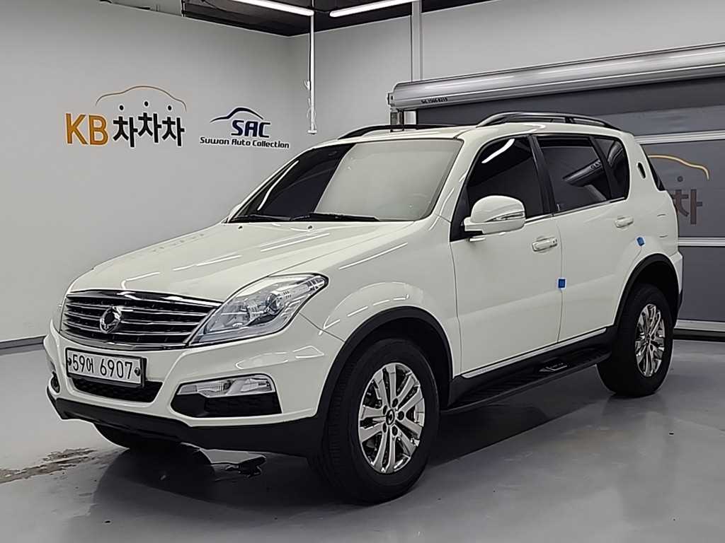 Ssangyong Rexton 2015 Blanco - Importación desde Corea - HF Imports Iquique - Foto 1