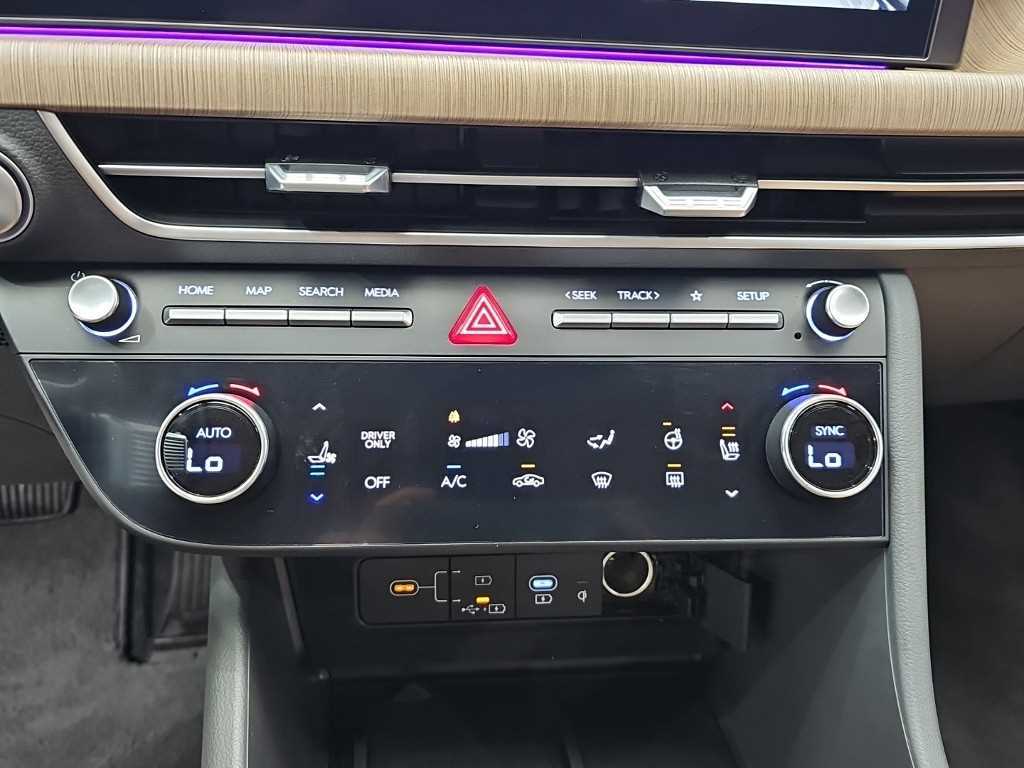 HYUNDAI Sonata - Vista 12