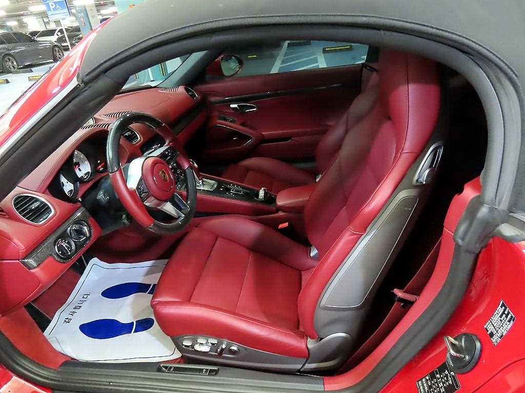 Porsche 718 2021 Rojo - Importación desde Corea - HF Imports Iquique - Foto 13