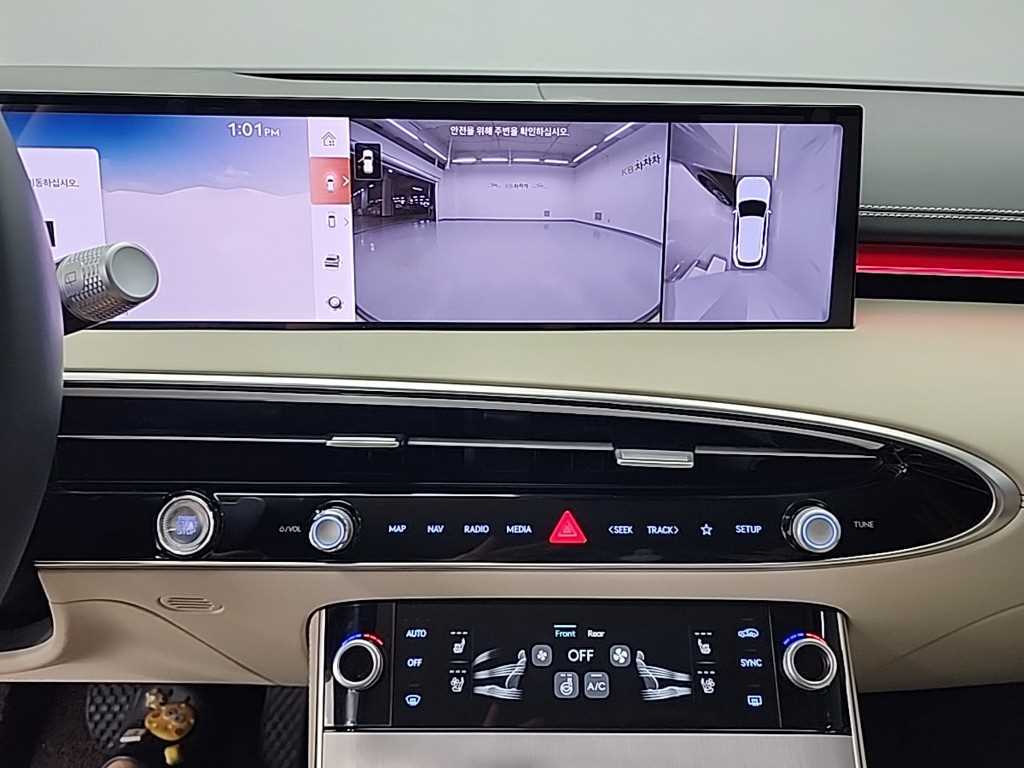 Genesis GV70 - Vista 12