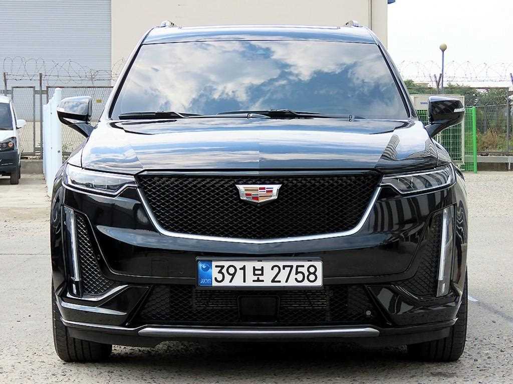 Cadillac XT6