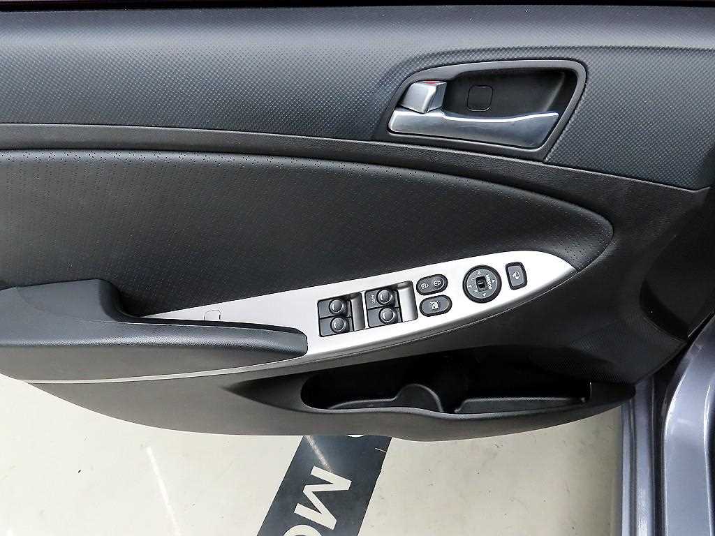 HYUNDAI Accent 2016 - Importación desde Corea - HF Imports Iquique - Foto 13