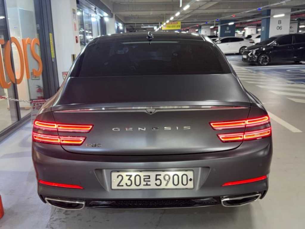 Genesis G80 - Vista 7