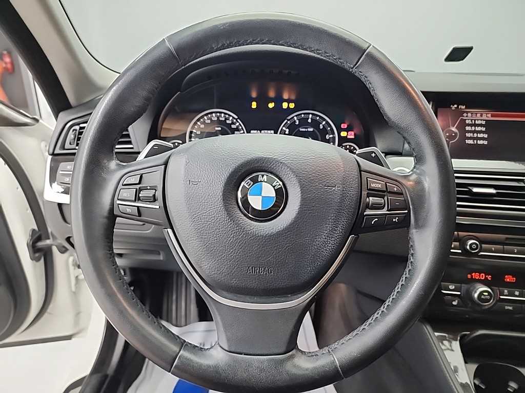 BMW 5 Series - Vista 11