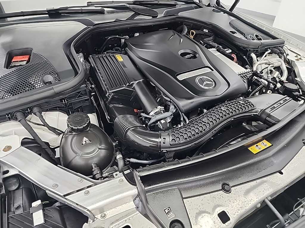 Mercedes Benz E class - Vista 7